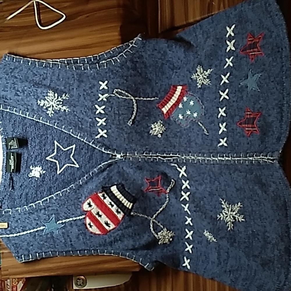 One Resource XL patriotic cardigan vest
